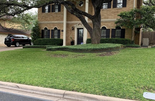 Bee Cave Woods Maison | 4/3 Lux Home w / pool 3mils toDwntwn, walk to ACL, 6 miles UT STADIUM * EMPLACEMENT *