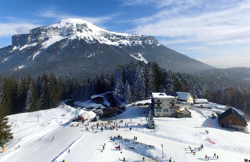 Sarcenas Appartement | Appartement 4-6 Pers au coeur de la Chartreuse aux pieds des pistes de ski