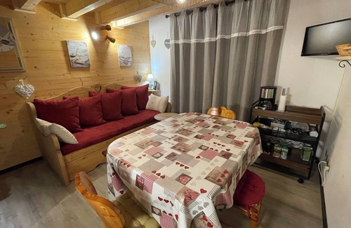 Montalbert Appartement | Appartement duplex 4/6 personnes dans résidence au pied des pistes!