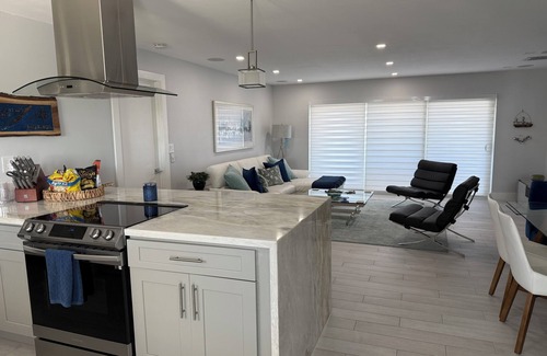 Key Largo Maison | 4-bdrm home in amazing Key Largo w/fitness rm, dock/lift boat up to 34 ft