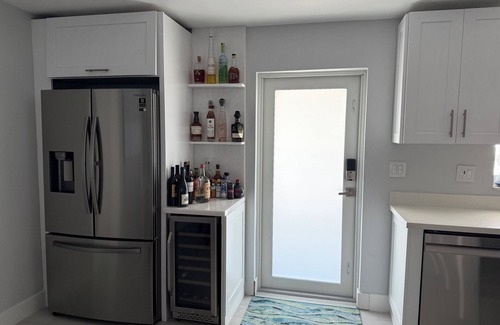 Key Largo Maison | 4-bdrm home in amazing Key Largo w/fitness rm, dock/lift boat up to 34 ft