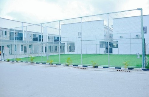 Ajah Villa | 4 Bed-24/7 Electricity/Wi-Fi/Security&Pool. Lekki