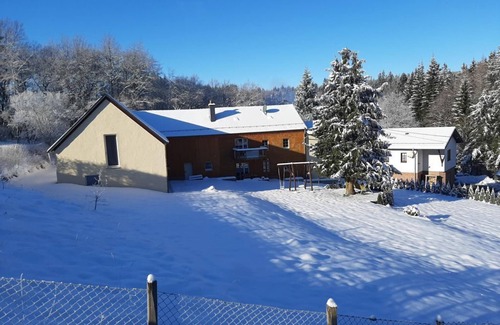 Esch Appartement | 4-bed apartment upstairs - Ferienwohnungen Escher Mühle