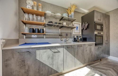 Bailleston Maison | 4 Bed Detached House