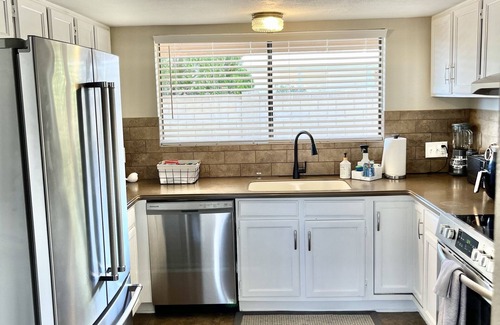 Peoria Maison | 4-bedroom vacation home- 3 miles to Peoria Sports Complex & P83 Entertainment!