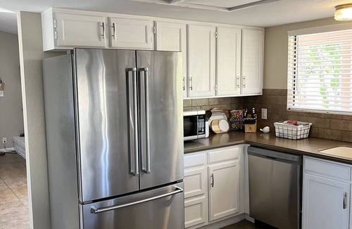 Peoria Maison | 4-bedroom vacation home- 3 miles to Peoria Sports Complex & P83 Entertainment!