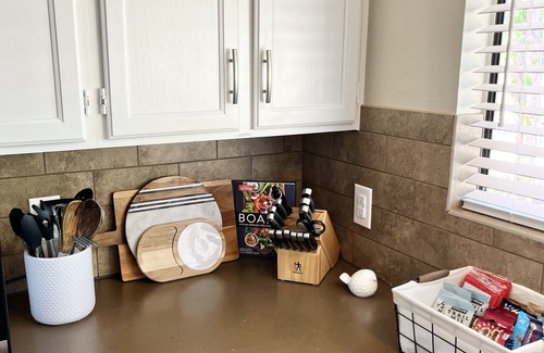 Peoria Maison | 4-bedroom vacation home- 3 miles to Peoria Sports Complex & P83 Entertainment!