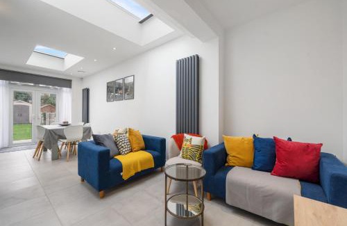 Enfield Maison | 4-Bed House Ideal for Families and Corporate Stays