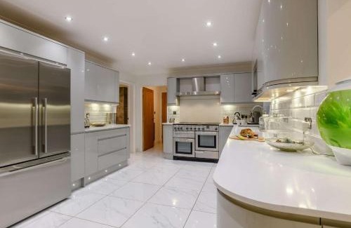 Hevingham Maison | 4 Bed in Aylsham 90094
