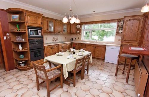 Clonbur Maison | 4 Bed in Clonbur oc-ii16388