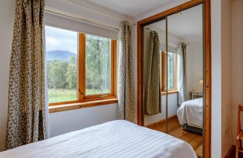 Muirshearlich Maison | 4 Bed in Fort William 78875
