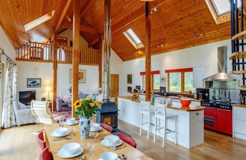 Muirshearlich Maison | 4 Bed in Fort William 78875