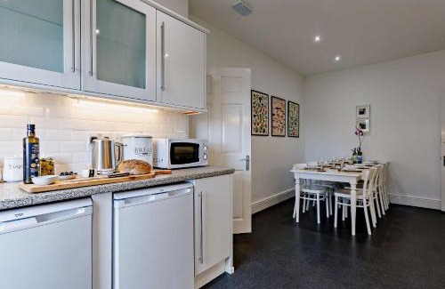 Malvern Appartement | 4 Bed in Malvern 57335