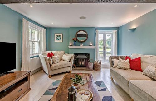 Winfrith Newburgh Maison | 4 Bed in Winfrith Newburgh 86025