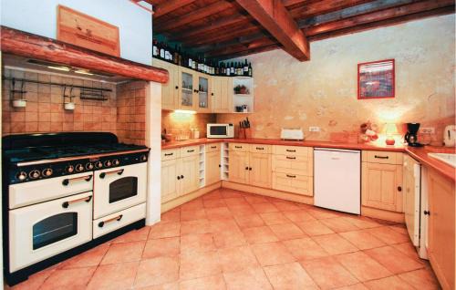 Saint-Germain-de-la-Riviere Maison | 4 Bedroom Beautiful Home In St Germain