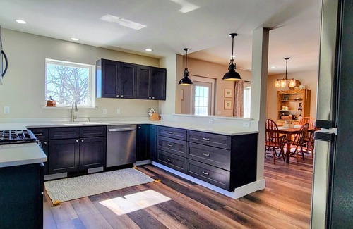 Richland Center Maison | 4 Bedroom, 3 bath home with panoramic ridgetop views