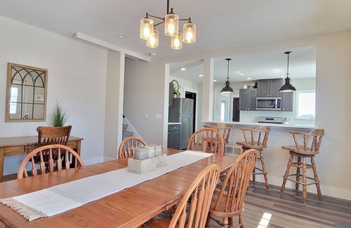 Richland Center Maison | 4 Bedroom, 3 bath home with panoramic ridgetop views