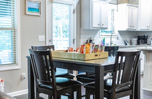 Opelika Maison | 4 bedroom/3 bath home with bonus spaces close to everything you need or want!