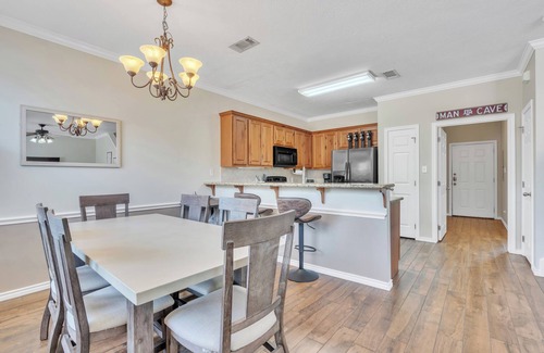College Station Copropriété | 4-Bedroom, 4-Bath Condo in Charming College Station- 2.7 Miles From Campus
