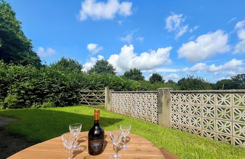 Compton Martin Cottage | 4 bedroom accommodation in Compton Martin, near Cheddar