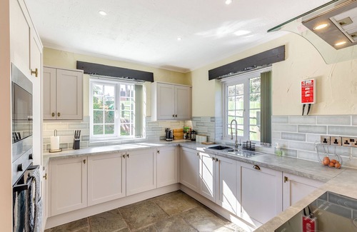 Montgomery Cottage | 4 bedroom accommodation in Montgomery