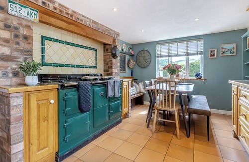 Kingswood Cottage | 4 bedroom accommodation in Welshpool