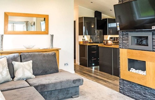 Llanllwchaiarn Cabine | 4 bedroom accommodation in New Quay
