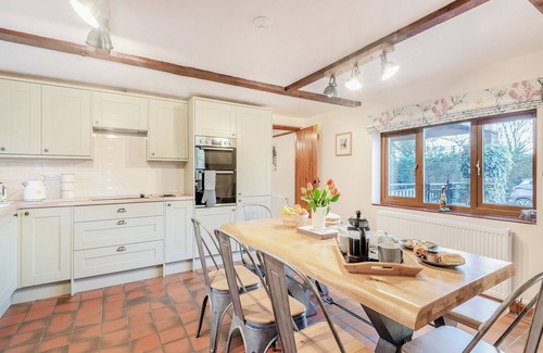 Boston Cottage | 4 bedroom accommodation in Friskney, near Skegness
