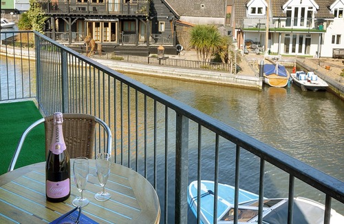 Hoveton Cottage | 4 chambres hébergement à Wroxham