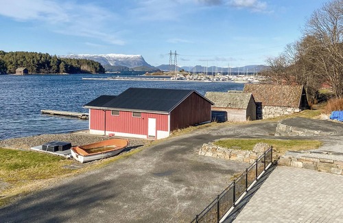 Kvinnherad Appartement | 4 pièces logement à Husnes