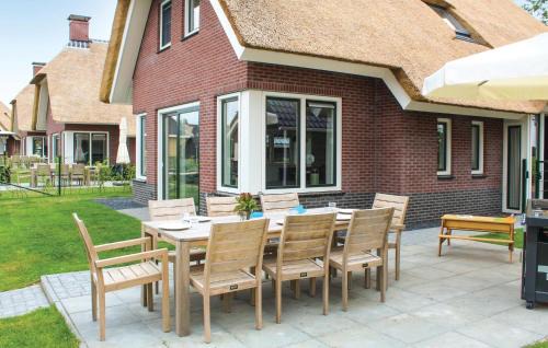 Idskenhuizen Maison | 4 Bedroom Amazing Home In Idskenhuizen