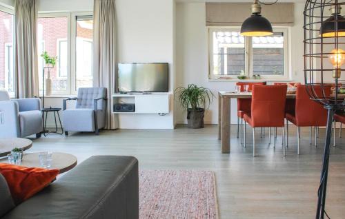 Idskenhuizen Maison | 4 Bedroom Amazing Home In Idskenhuizen