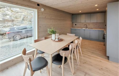 Etne Maison | 4 Bedroom Amazing Home In Skånevik