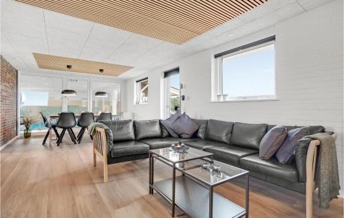 Klegod Strand Maison | 4 Bedroom Awesome Home In Ringkøbing
