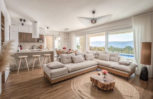 Brzac Maison | Belle maison de 4 chambres à Malinska