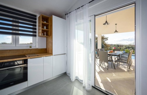 Orihi Maison | Belle maison de 4 chambres à Barban