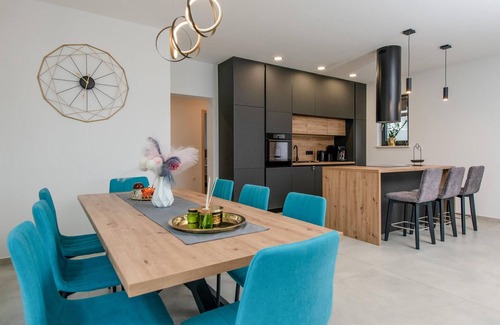 Rebici Maison | Belle maison de 4 chambres à Rebici