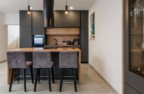 Rebici Maison | Belle maison de 4 chambres à Rebici