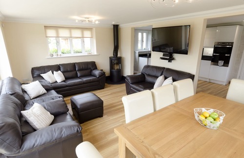 Hoveton Cottage | 4 chambres Brightside Cottage à Wroxham, Norfolk, Norfolk Broads Angleterre