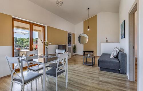 Barbariga Maison | 4 Bedroom Cozy Home In Barbariga