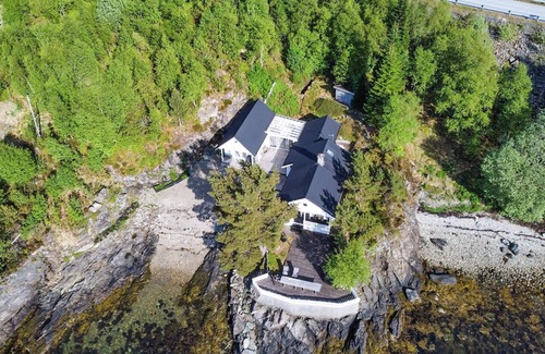 Flora Maison | Belle maison de 4 chambres à Stavang