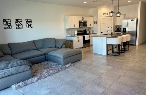 Anthem at Merrill Ranch Maison | 4-Bedroom Desert Escape in Anthem
