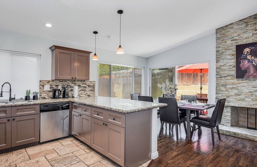 Encanto Maison | 4 bedroom Encanto family home