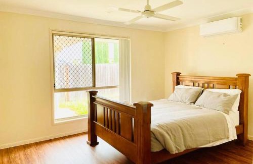 Drewvale Maison | 4 bedroom Entire house in Drewvale.