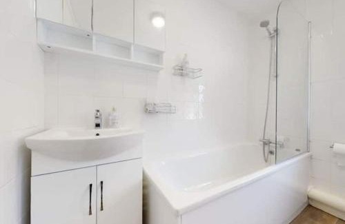 Holloway Maison | 4 bedroom family home on Piccadilly line