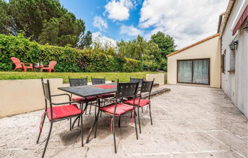 Bouguenais Maison | 4 Bedroom Gorgeous Home In Bouguenais