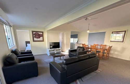 South Grafton Maison | 4 Bedroom Haven: Your Perfect Home Away from Home