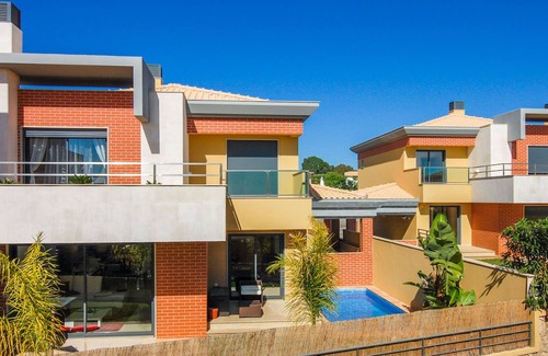 Mosqueira Villa | 4 chambres, villa de vacances avec piscine, golf à proximité à Albufeira