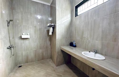 Jakarta Maison | 4-Bedroom Home in South Jakarta Nuansa Swadarma Residence by Le Ciel Hospitality