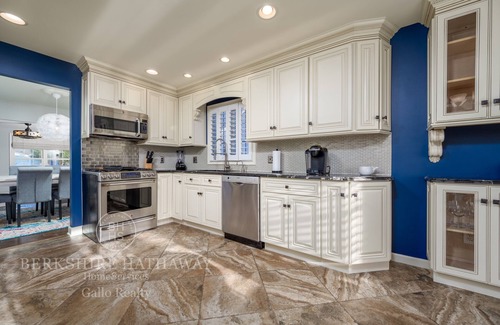 Lewes Maison | 4 BEDROOM HOME WITH IN-GROUND POOL NEAR DOWNTOWN LEWES